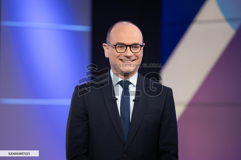 Sebastien Martin on Dimanche En Politique - Paris