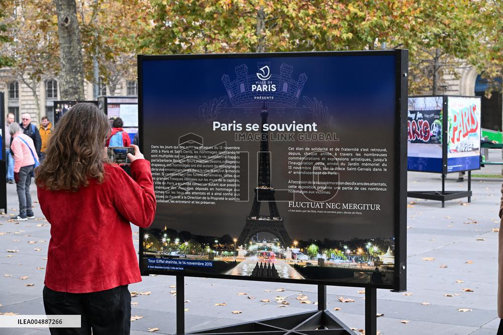 Dix ans apres les attentats du 13 Novembre, les Parisiens se recueillent place de la Republique.