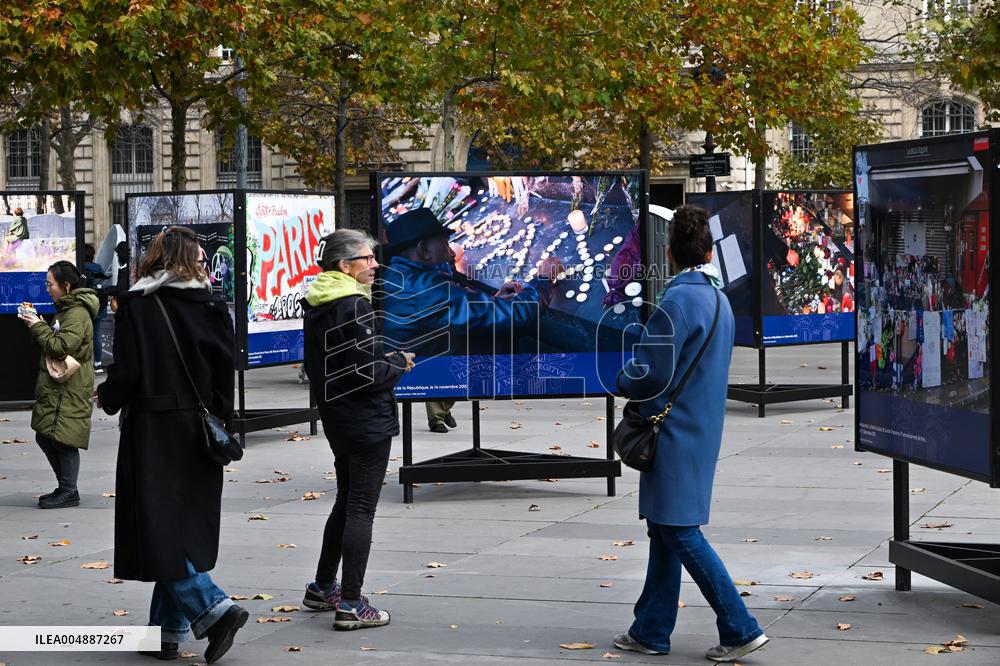 Dix ans apres les attentats du 13 Novembre, les Parisiens se recueillent place de la Republique.