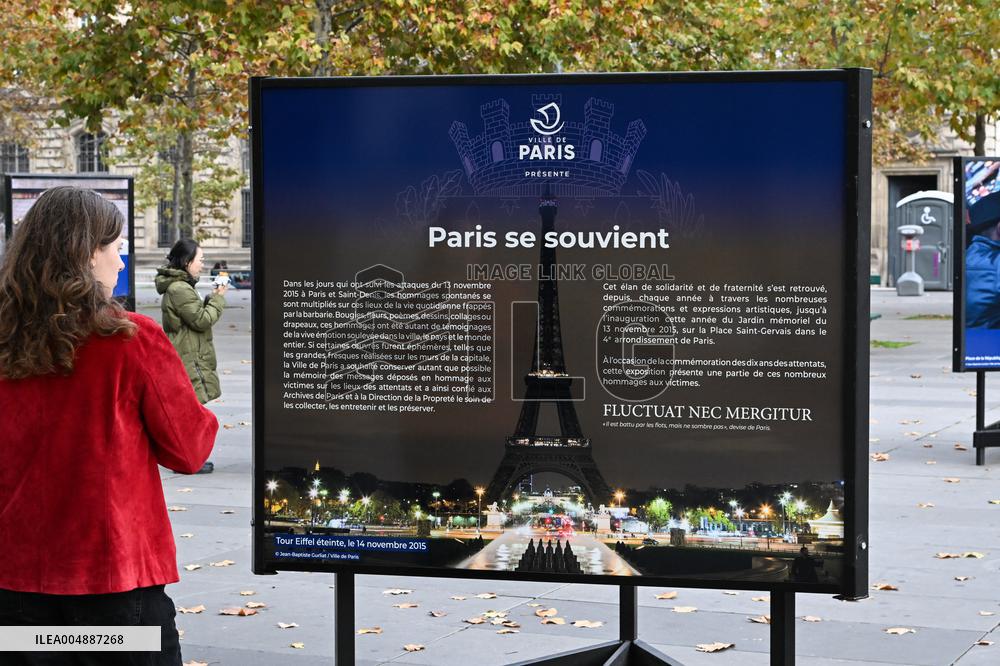 Dix ans apres les attentats du 13 Novembre, les Parisiens se recueillent place de la Republique.