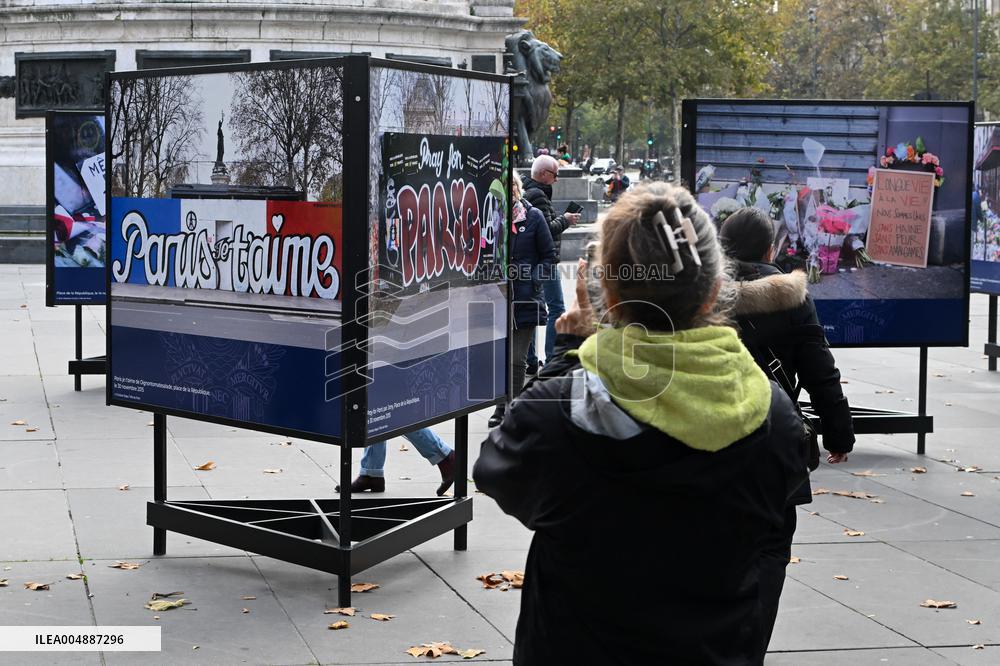 Dix ans apres les attentats du 13 Novembre, les Parisiens se recueillent place de la Republique.