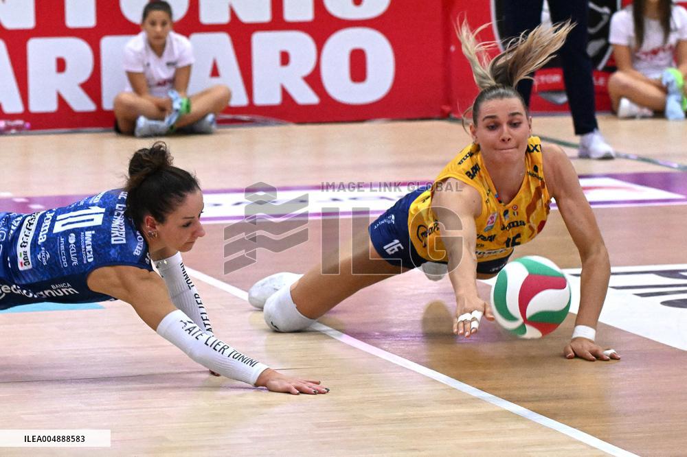 VOLLEY - Serie A1 Femminile - Prosecco Doc A.Carraro Imoco Conegliano vs Megabox Ond. Savio Vallefoglia