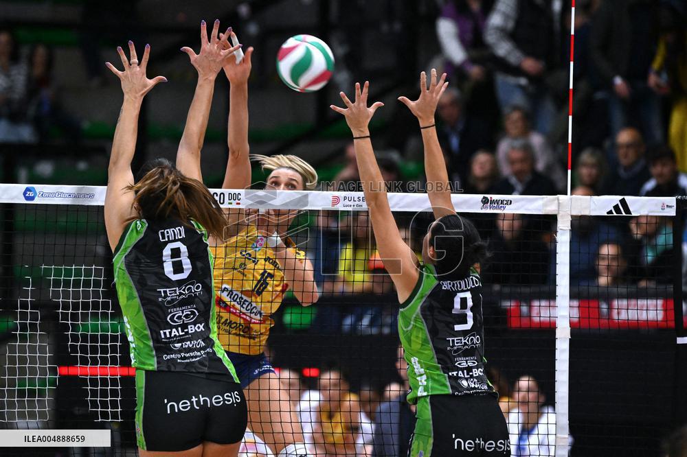 VOLLEY - Serie A1 Femminile - Prosecco Doc A.Carraro Imoco Conegliano vs Megabox Ond. Savio Vallefoglia