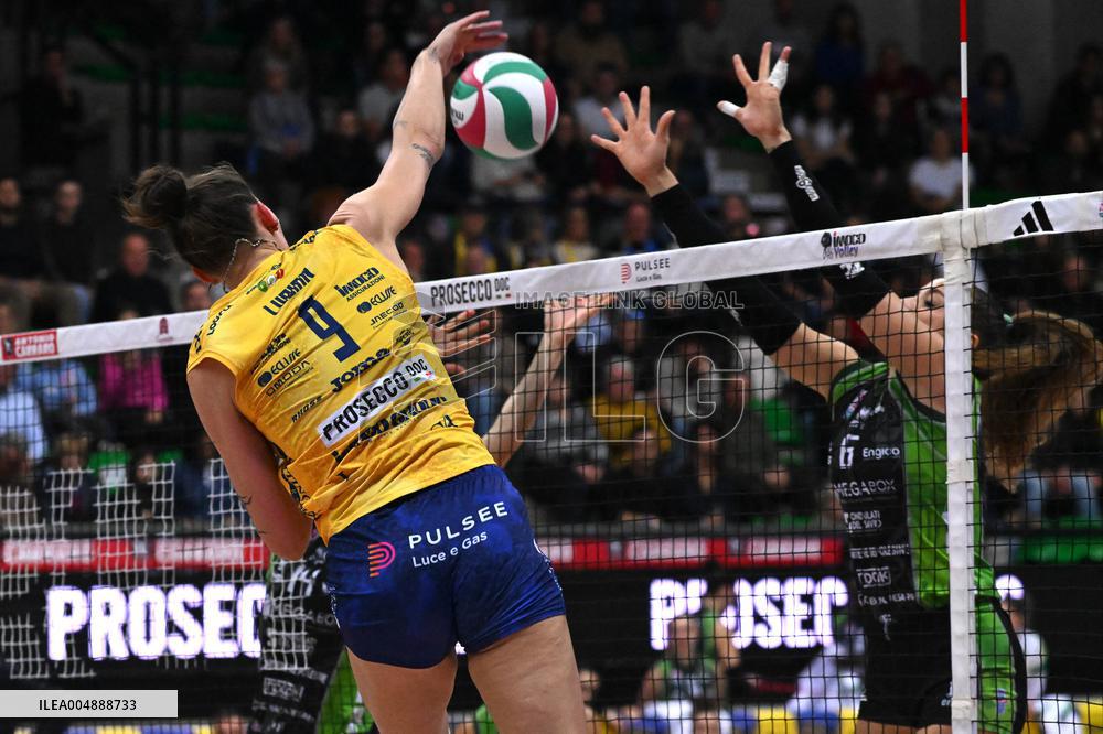 VOLLEY - Serie A1 Femminile - Prosecco Doc A.Carraro Imoco Conegliano vs Megabox Ond. Savio Vallefoglia