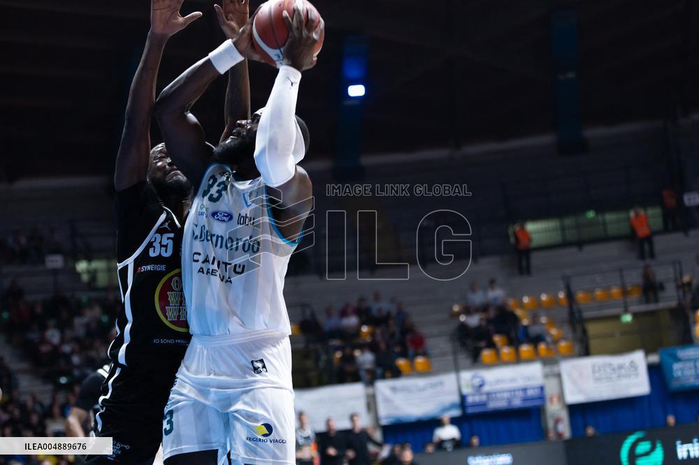 BASKET - Serie A - Acqua S.Bernardo Cantu vs APU Old Wild West Udine