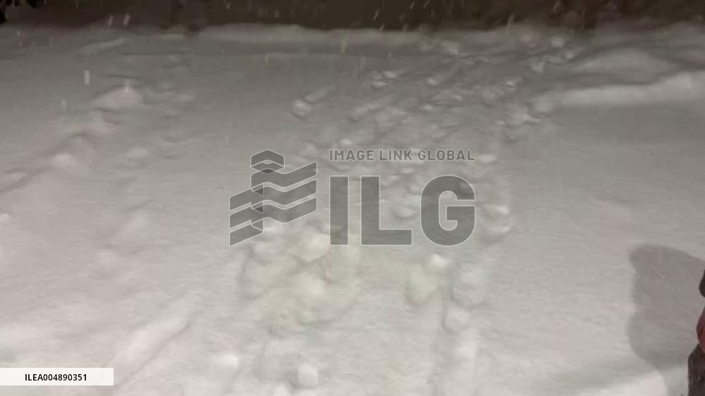 US: Season’s First Winter Storm Sweeps Michigan, Thousands Without Power