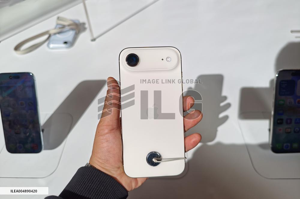 Apple iPhone Air Phone