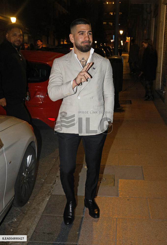 Eva Longoria Hosts Glamorous Dinner in Madrid - Spain