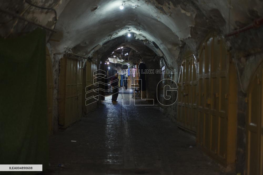 Settlers Storm Hebron Old City - Palestine
