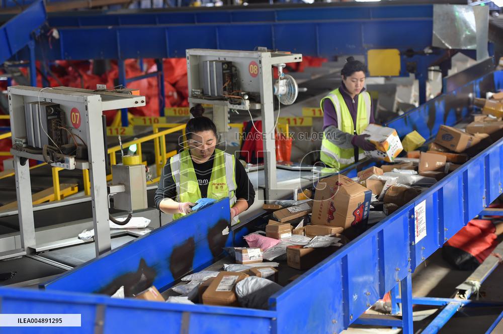 Courier Logistics