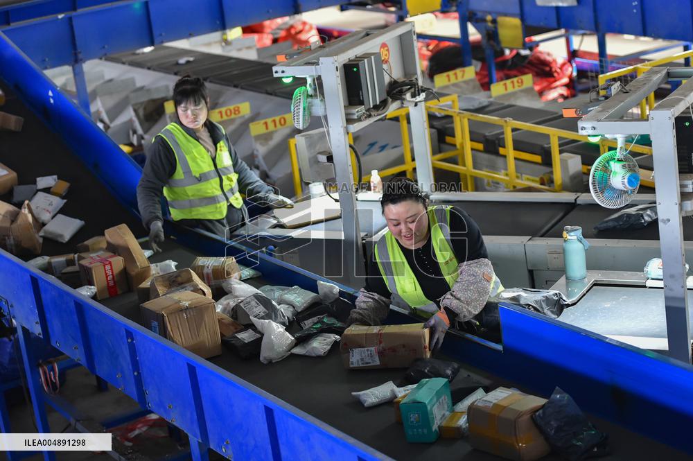 Courier Logistics