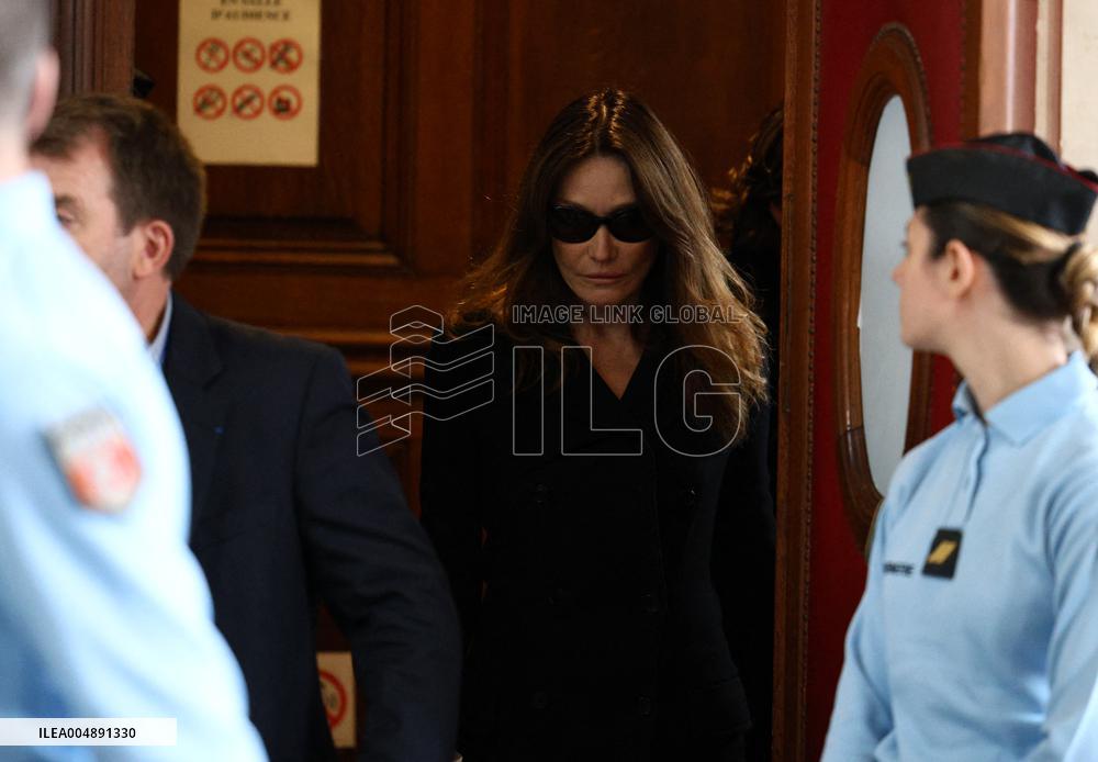 Request for Release of Nicolas Sarkozy - Paris