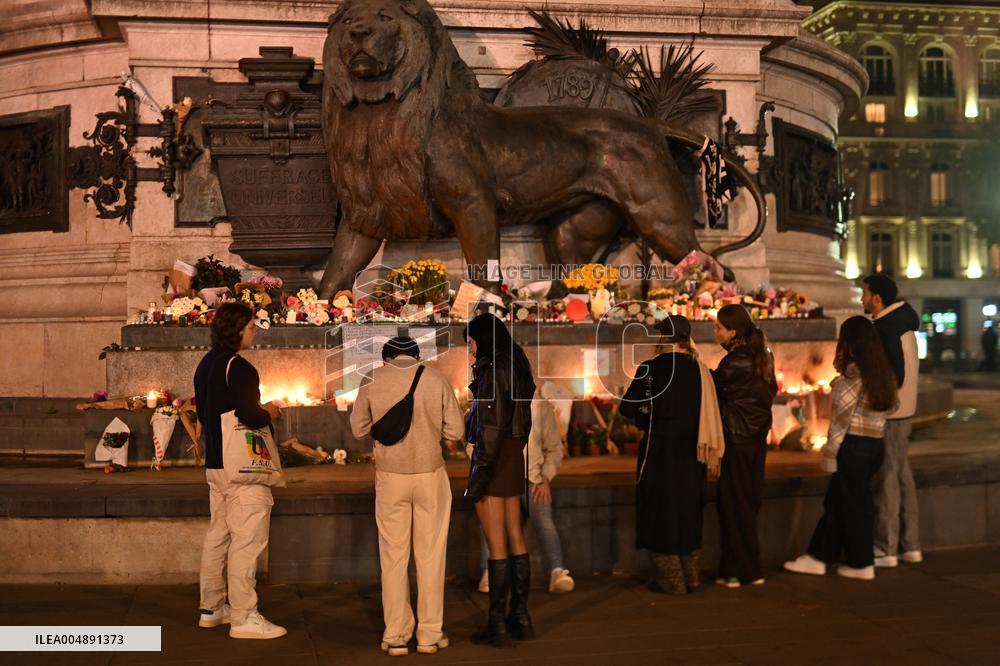 Tribute to November 13 at Republique Square - Paris