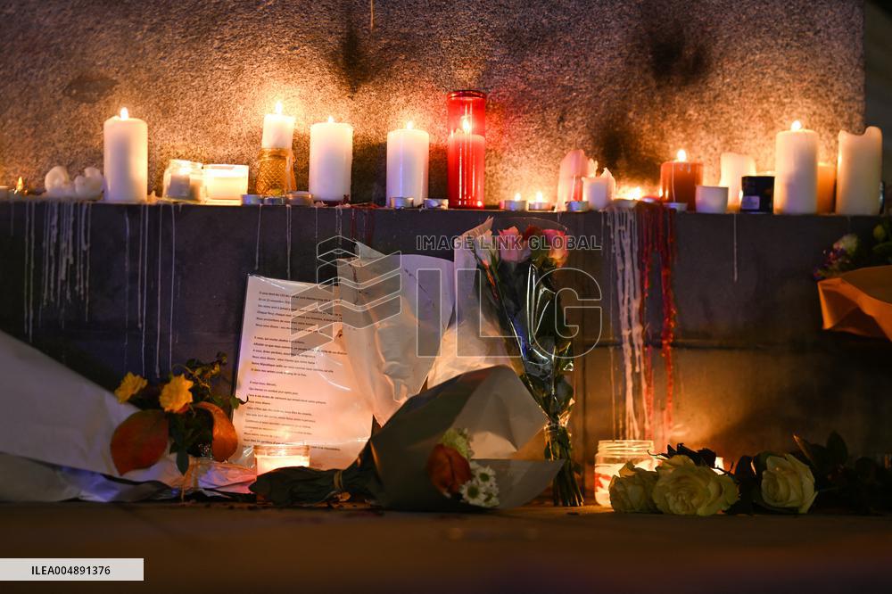 Tribute to November 13 at Republique Square - Paris