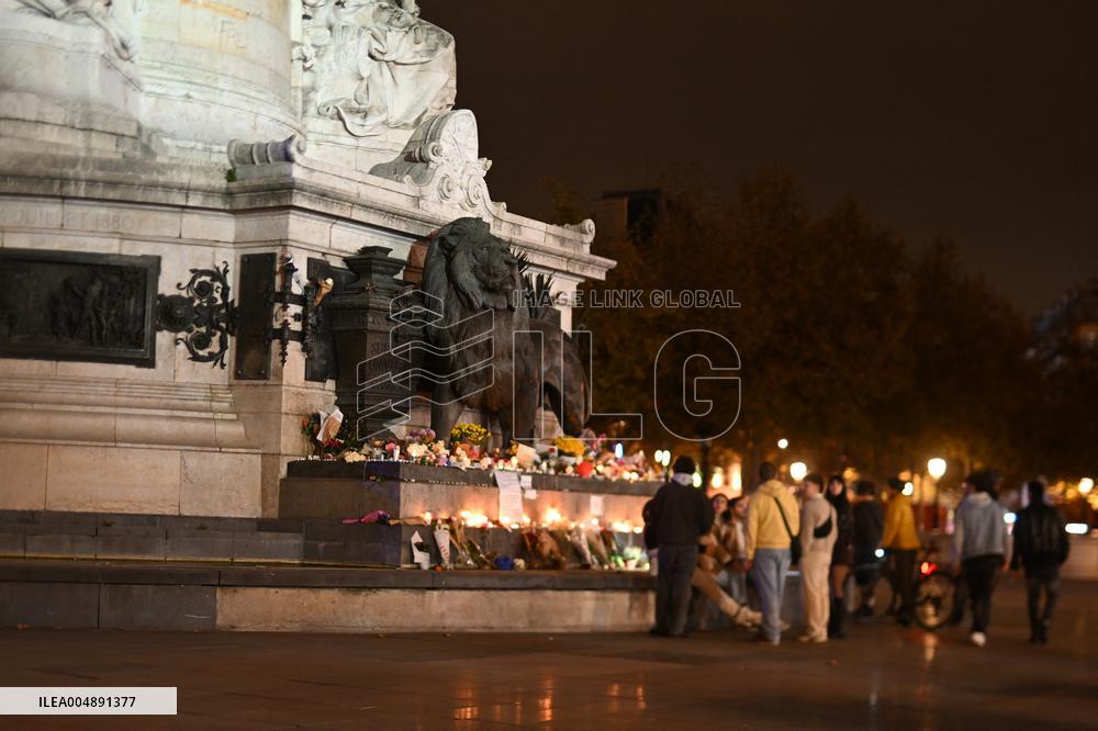 Tribute to November 13 at Republique Square - Paris