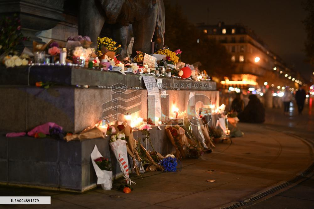 Tribute to November 13 at Republique Square - Paris