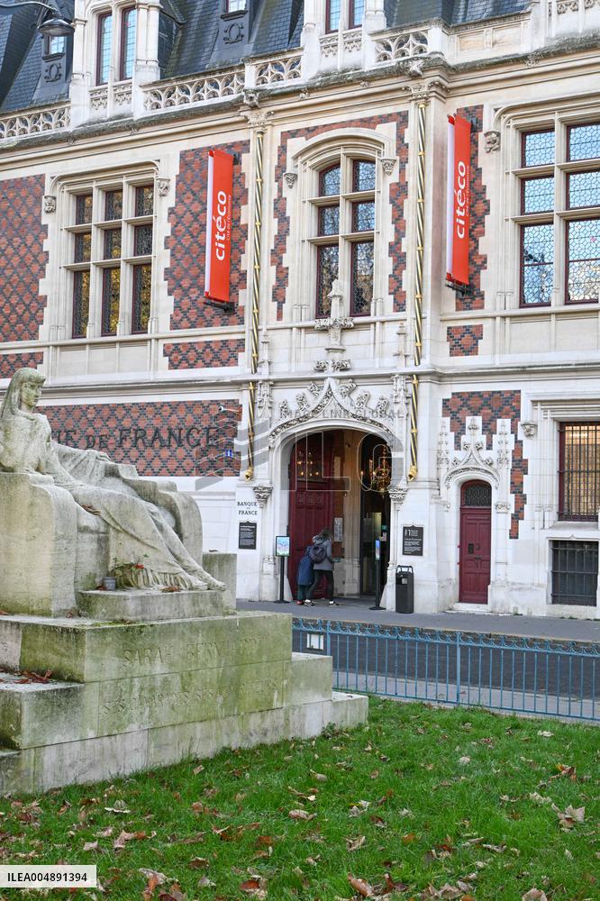 The Mysteries of Money Exhibition For Children - Paris