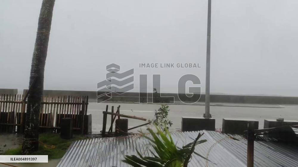 Philippines: Typhoon Fung-wong Brings Damaging Winds, Forces Mass Evacuation 4