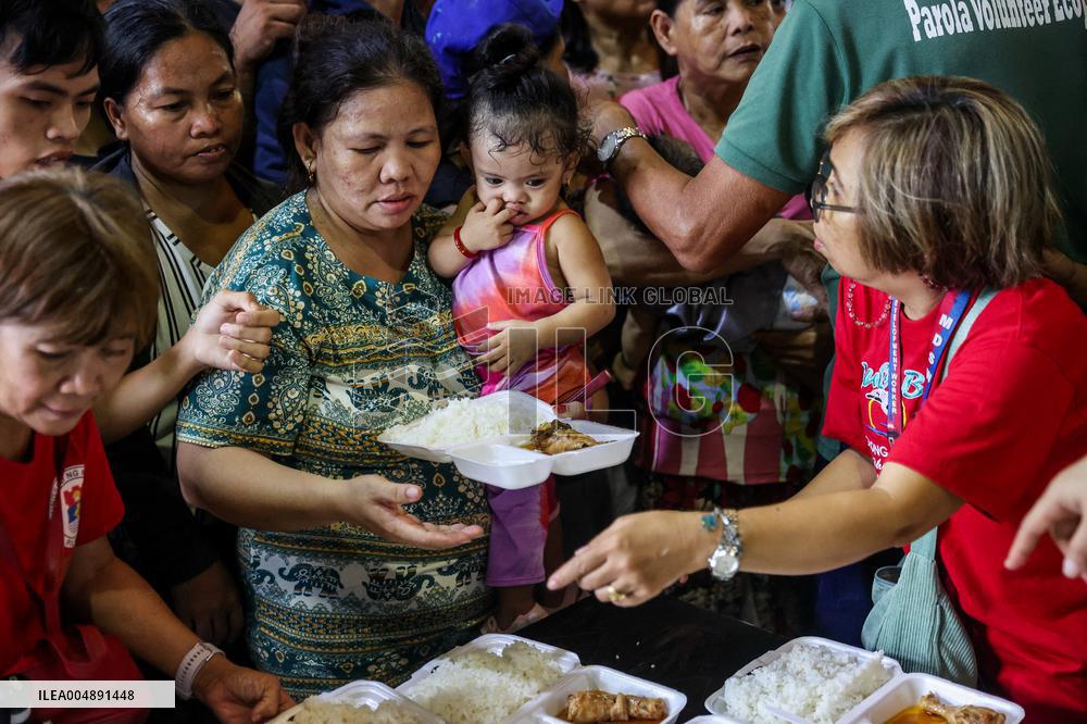 Super Typhoon Fung-Wong Evacuation - Philippines