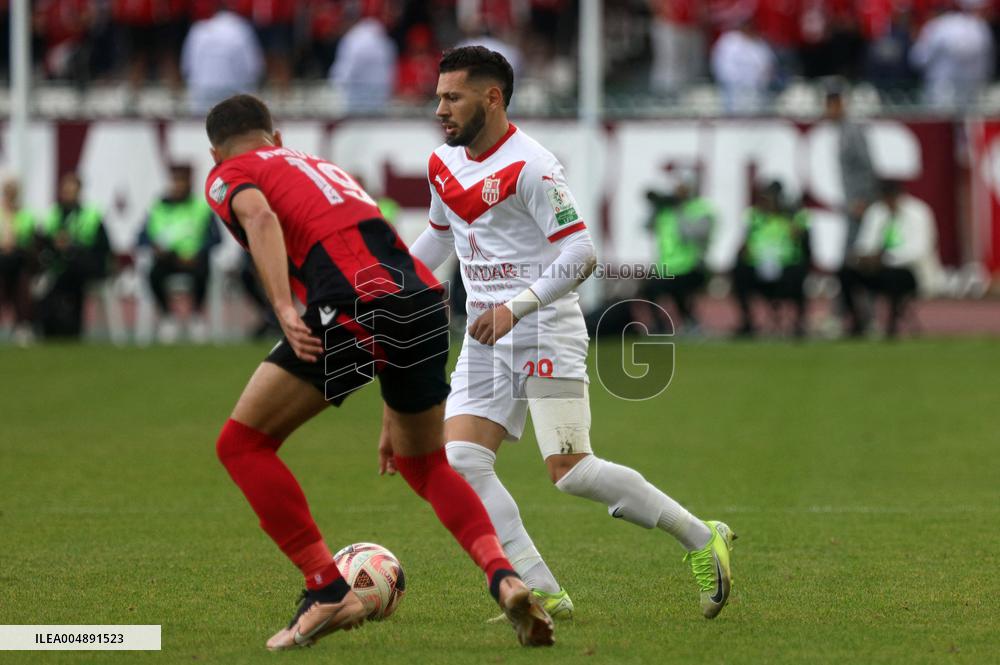 Algerian Ligue 1 Championship - CR Belouizda v USM Alger