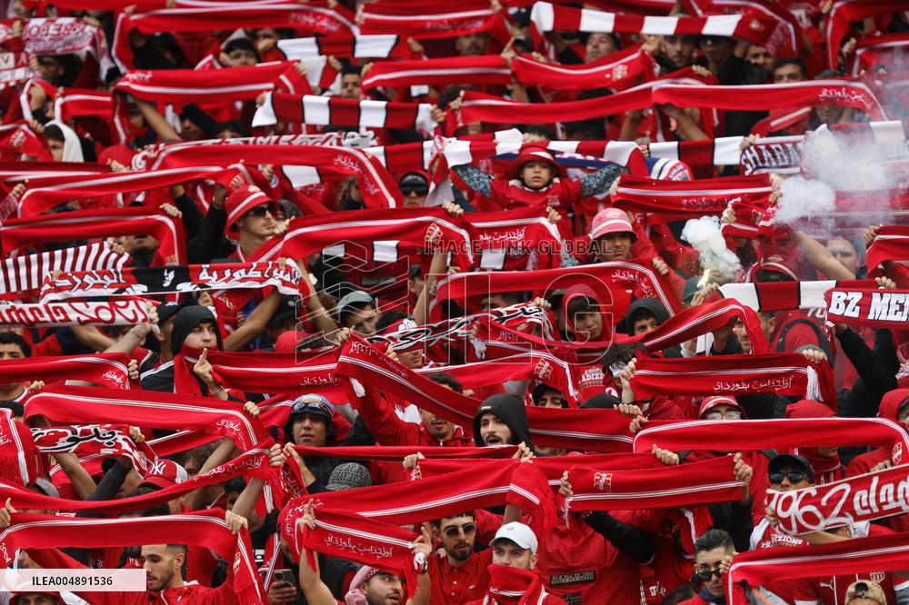 Algerian Ligue 1 Championship - CR Belouizda v USM Alger