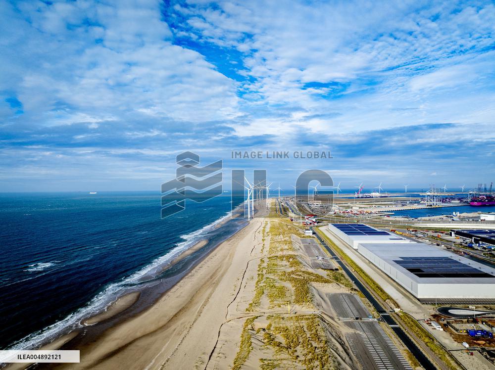 Illustration - Port of Rotterdam - Netherlands