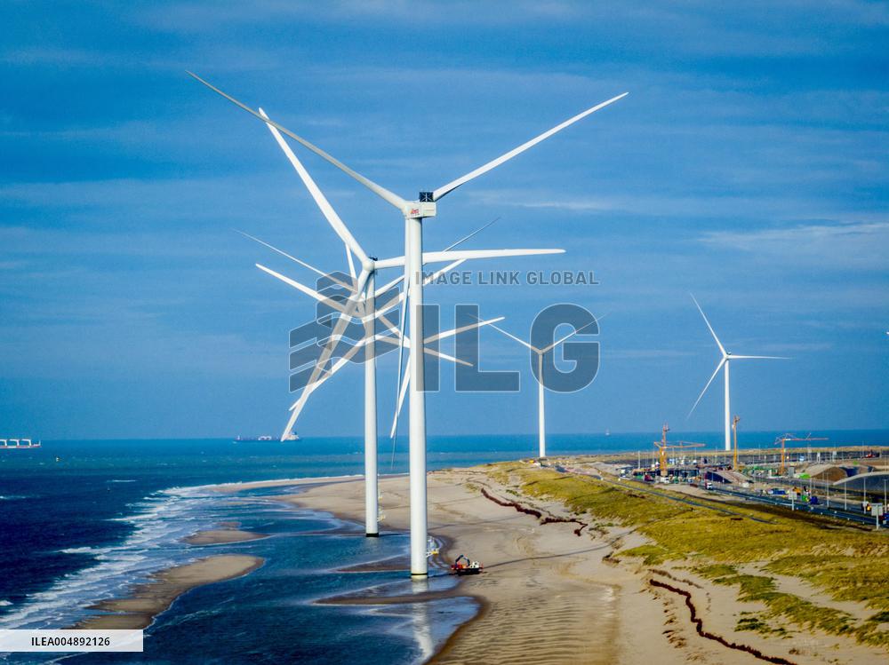 Illustration - Port of Rotterdam - Netherlands