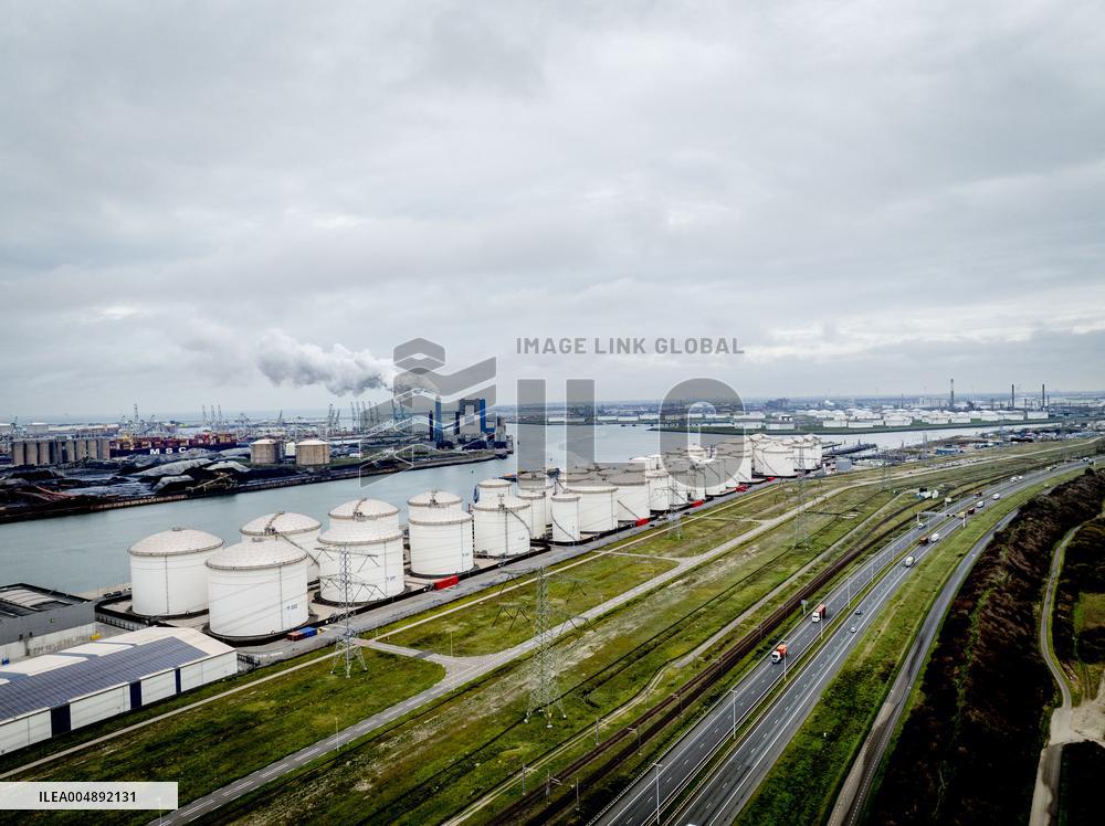 Illustration - Port of Rotterdam - Netherlands