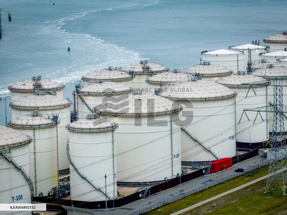 Illustration - Port of Rotterdam - Netherlands