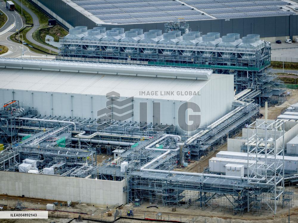 Illustration - Port of Rotterdam - Netherlands