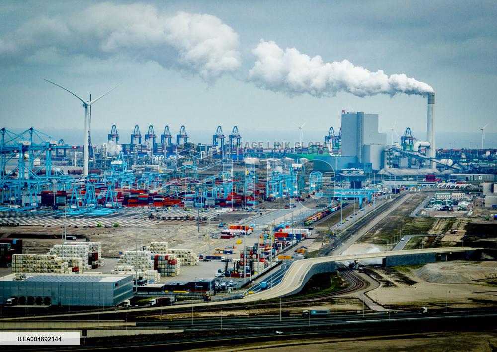 Illustration - Port of Rotterdam - Netherlands