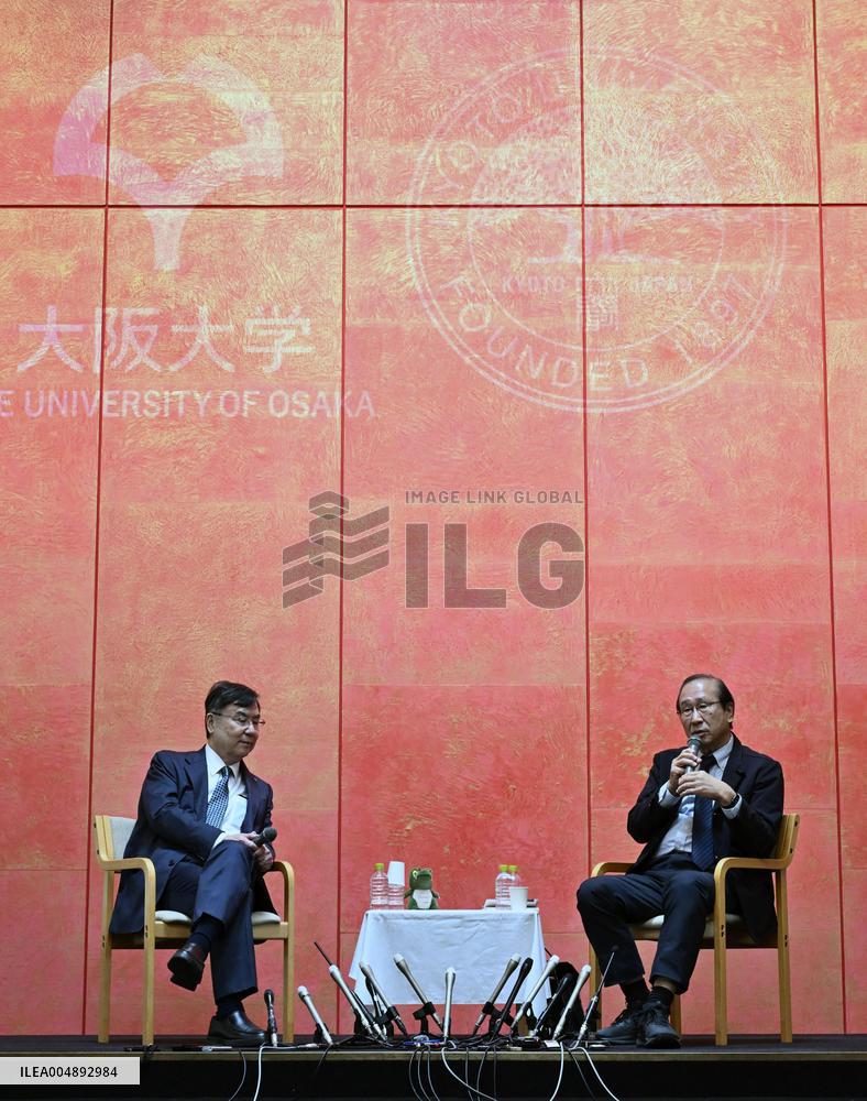 Nobel laureates hold talks in Kyoto