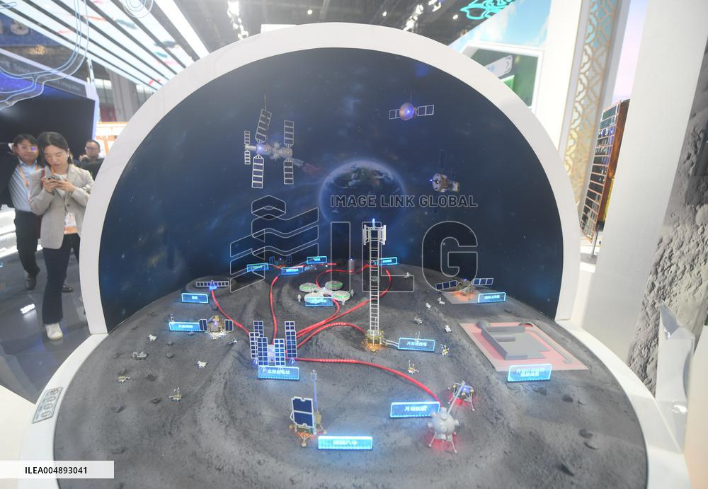 Chinese Lunar Research Station Sand Table
