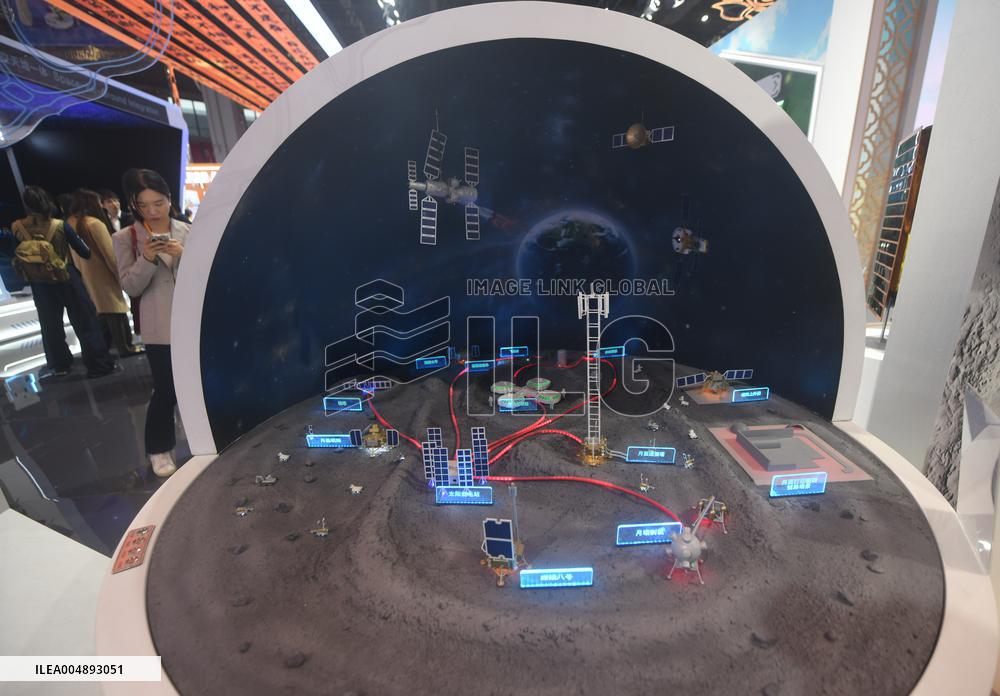 Chinese Lunar Research Station Sand Table