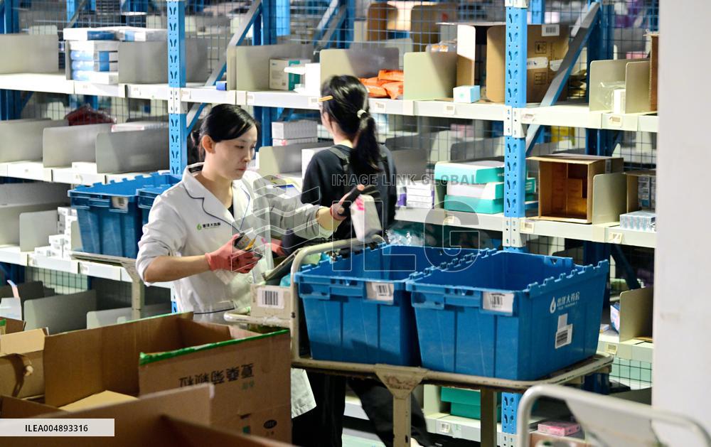 11.11 Online Shopping Logistics Peak