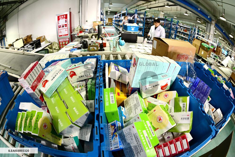 11.11 Online Shopping Logistics Peak