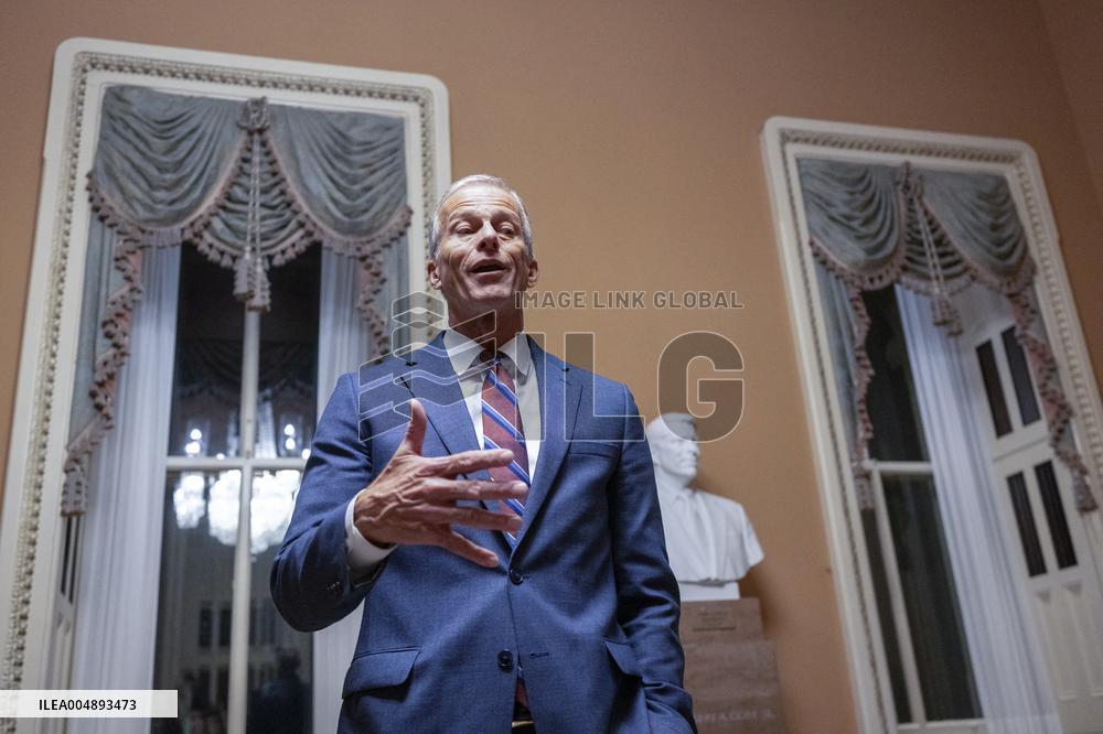 A series of ammendment votes occur to pass the “Continuing Appropriations and Extensions Act, 2026”