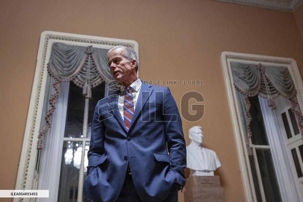 A series of ammendment votes occur to pass the “Continuing Appropriations and Extensions Act, 2026”