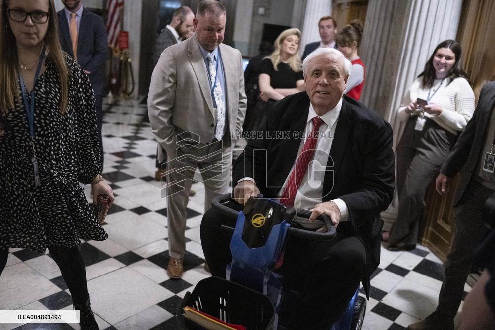 A series of ammendment votes occur to pass the “Continuing Appropriations and Extensions Act, 2026”