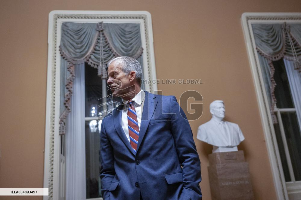 A series of ammendment votes occur to pass the “Continuing Appropriations and Extensions Act, 2026”