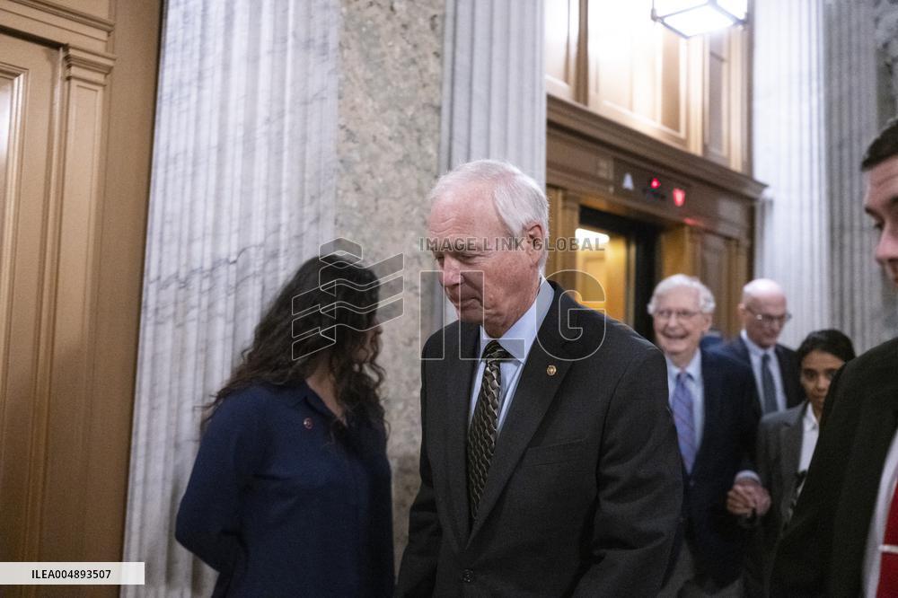 A series of ammendment votes occur to pass the “Continuing Appropriations and Extensions Act, 2026”