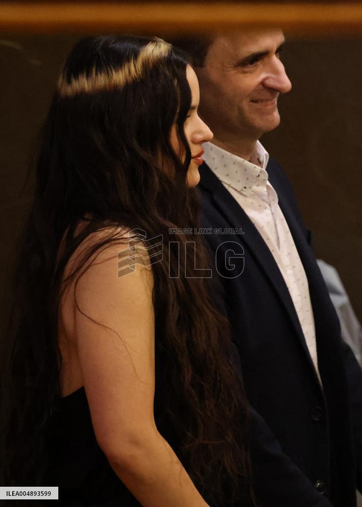 Rosalía and David Broncano on the program La Revuelta - Madrid
