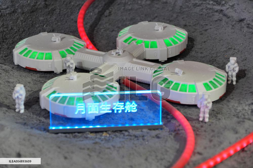 International Lunar Research Station Sand Table