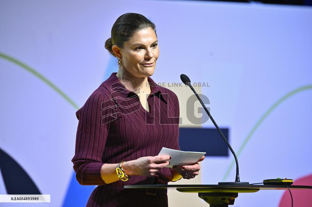 CROWN PRINCESS COUPLE PEP FORUM