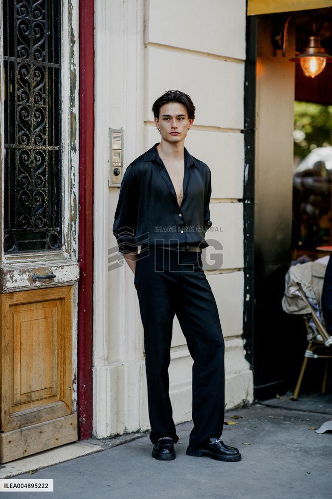 PFW - Mugler Street Style