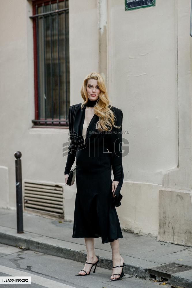 PFW - Mugler Street Style
