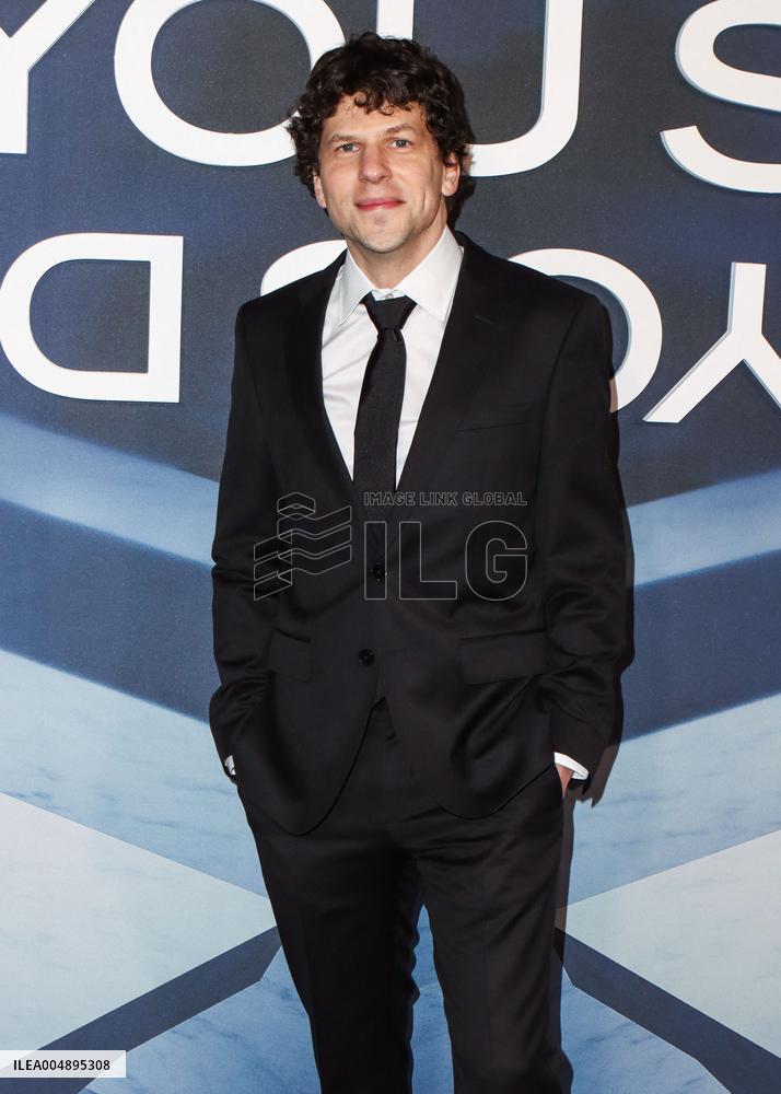 Now You See Me Now You Don t Premiere - NYC