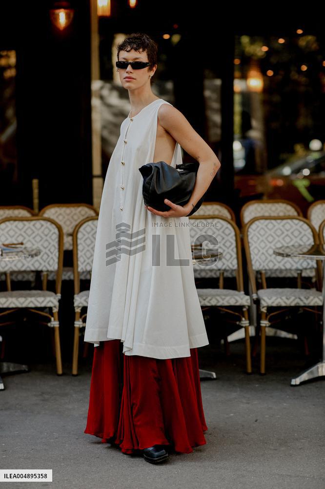 PFW - Mugler Street Style