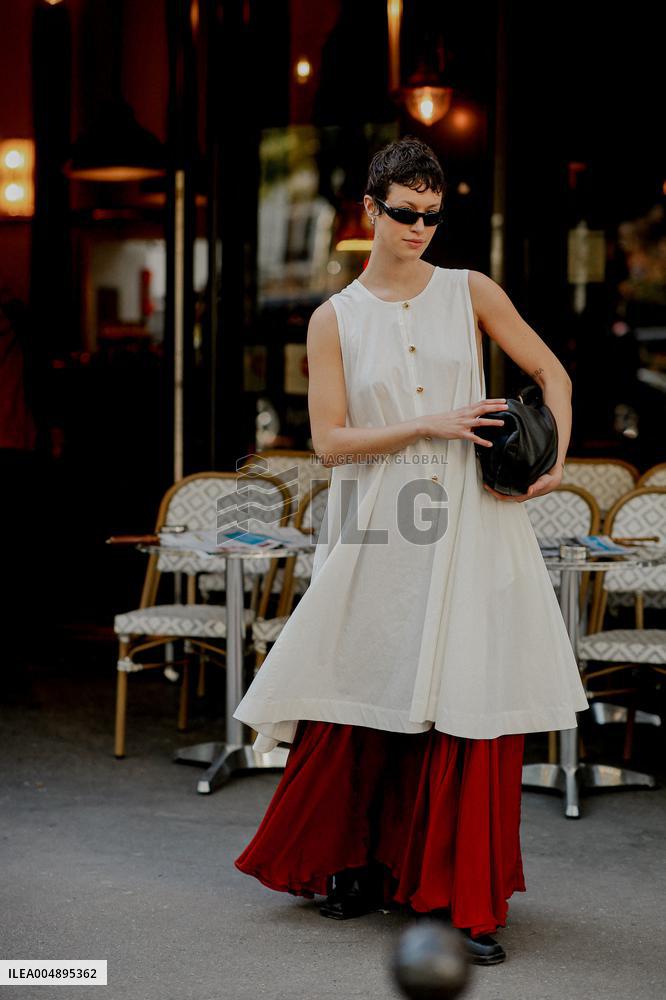 PFW - Mugler Street Style