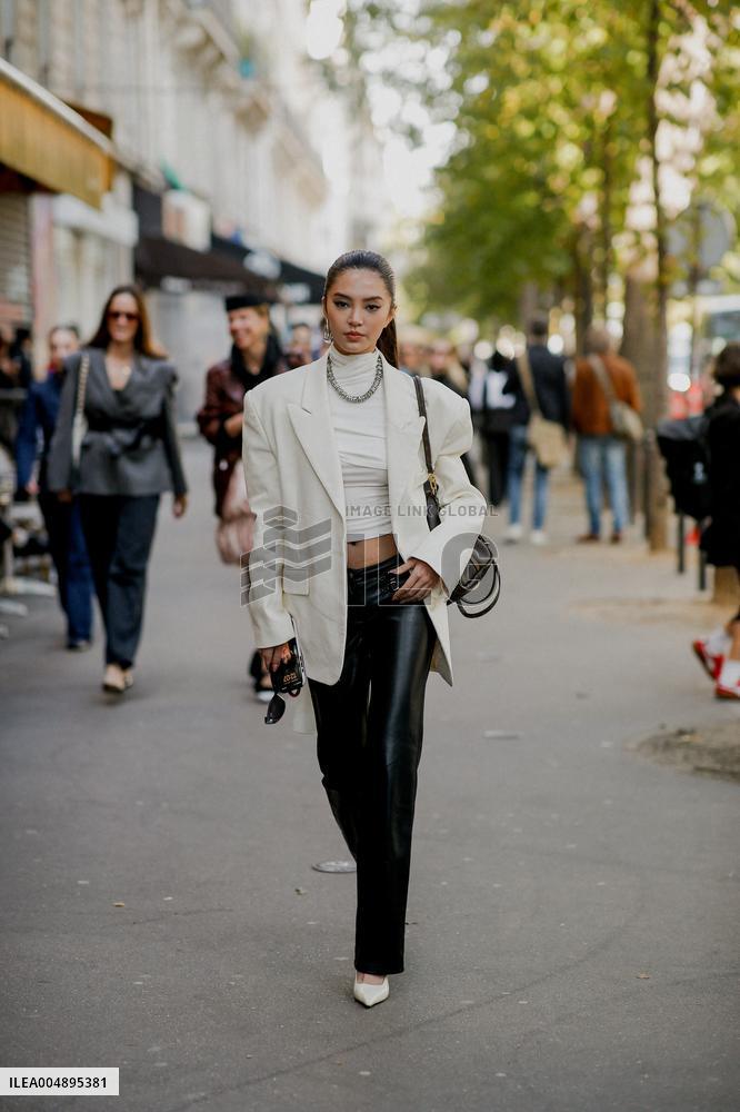 PFW - Mugler Street Style